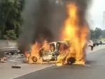9 Orang Tewas Akibat Kecelakaan Di Tol Cikampek, Mobil Ludes Terbakar