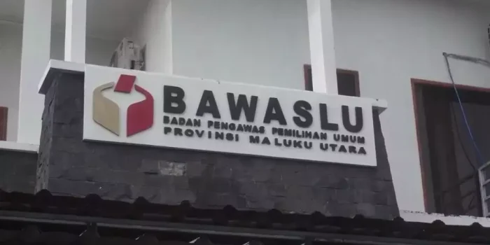 Atedeh…! Ketua KPUD Sula Di Periksa Gakkumdu Bawaslu Malut