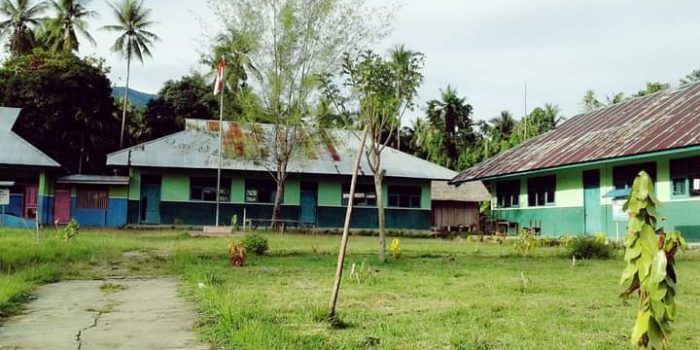 Masyarakat Kou, Desak Kemenag RI Segra Tetapkan Status Penegerian MTs Rahmatullah