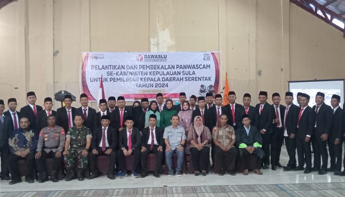 Pelantikan Dan Pengambilan Sumpah/Janji 36 Panwascam Se-Kabupaten Kepulauan Sula