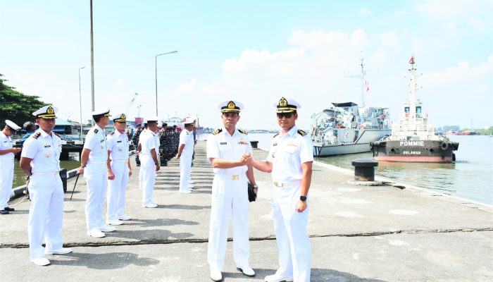 DANLANTAMAL I Pimpin Langsung Pelepasan Keberangkatan Kapal Perang Malaysia