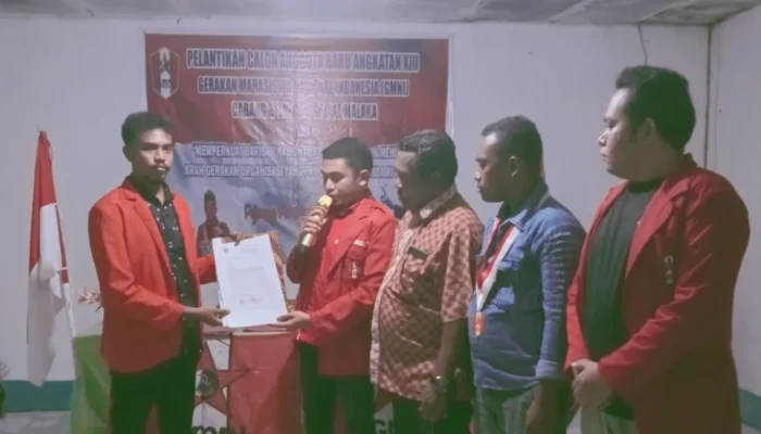Ketua DPD GMNI NTT serahkan SK DPC Caretaker GMNI Malaka