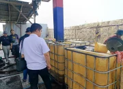 Gudang Pengoplosan BBM Jenis Solar Bersubsidi Di Belawan Digrebek