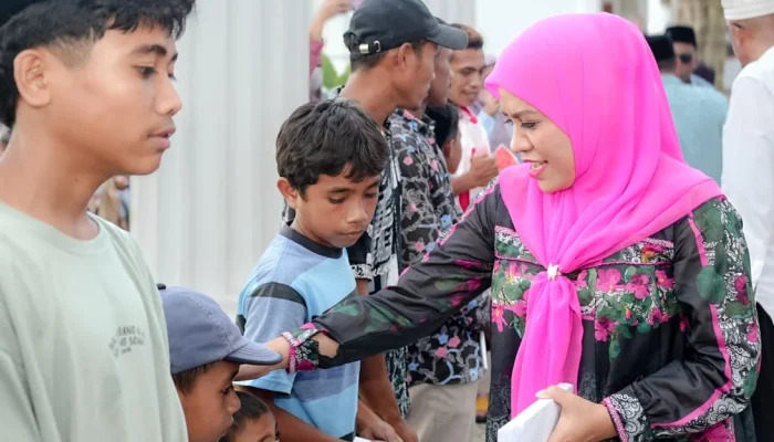 Kepedulian Tanpa Batas, Bupati Sula Santuni Anak Yatim dan Janda di Hari Maulid