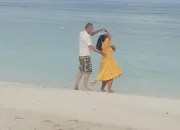 Surga Tersembunyi di Tanjung Waka: Istri Wisatawan Jerman Kagum Saat Pertama Kali Jejakkan Kaki di Sula