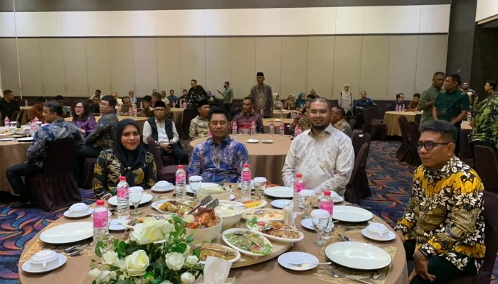 Bupati Kepsul Hadiri Ramah Tamah Bersama Anggota VI BPK RI dan Kepala Daerah se-Maluku Utara