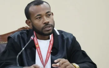 Kuasa Hukum Yance Dasnarebo Desak Bupati Raja Ampat Copot Sekda: Hukum Tidak Boleh Tebang Pilih