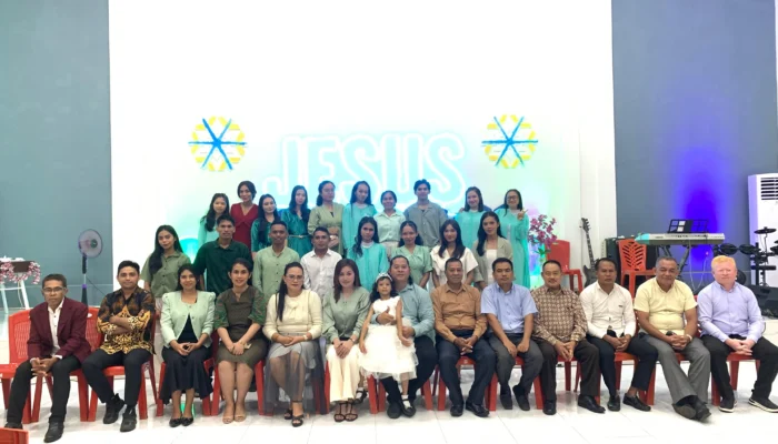 STT “IKAT” Malut Rayakan Natal 2025: Allah Hadir Membawa Keselamatan dan Harapan bagi Keluarga