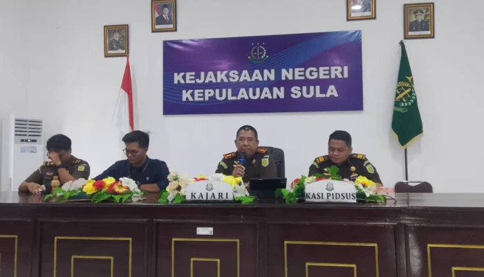 Kejari Sula Resmi Terima Surat Keterangan Dokter TSK Korupsi BTT 2021