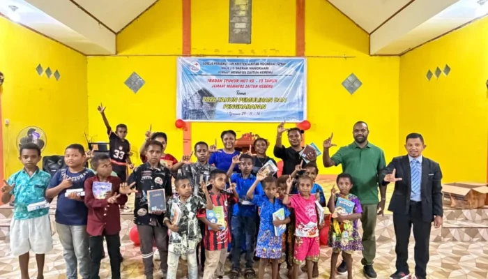 Momentum 13 Tahun, Jemaat Memafos Zaitun Kerenu Diteguhkan dalam Iman dan Kesetiaan