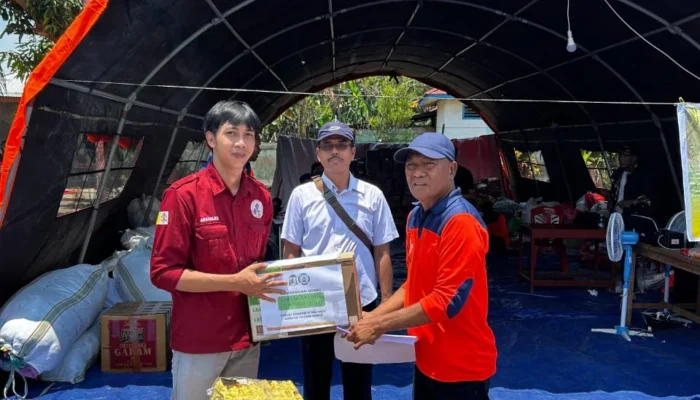 Gereja Katolik Lelilef Turun Tangan, 33 Koli Bantuan Disalurkan ke Warga Sibenpopo