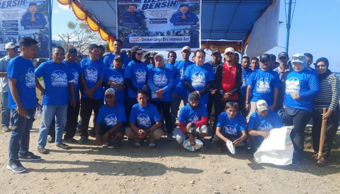 Demi Sula yang Lebih Bersih, Demokrat Turun Tangan Bersama Warga Sambut HUT Ke-25