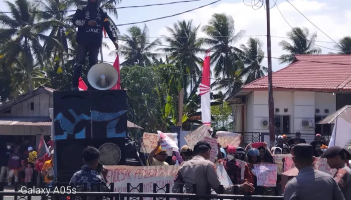 Warga Desa Tosoa Desak Pemkab Halbar Usut Dugaan Penyalahgunaan Dana Desa dan Tuntaskan Konflik Agraria 50 Tahun