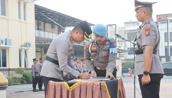 Polres Dumai Gelar Sertijab Dan Kenal Pamit Kasat Intelkam Serta Dua Kapolsek