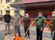SatResNarkoba Polres Dumai Musnahkan Barang Bukti Narkotika Jaringan Nasional Dan Selamatkan 25.046 Jiwa