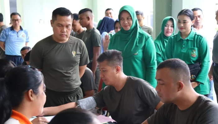 Bakti Sosial Kesehatan Kodam XIX/Tuanku Tambusai Hadirkan Donor Darah dan Pengobatan Gratis untuk Masyarakat
