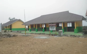 Gedung Sekolah Direhabilitasi, SMP Negeri 3 Stap Masih Kekurangan Pagar dan Buku Pelajaran