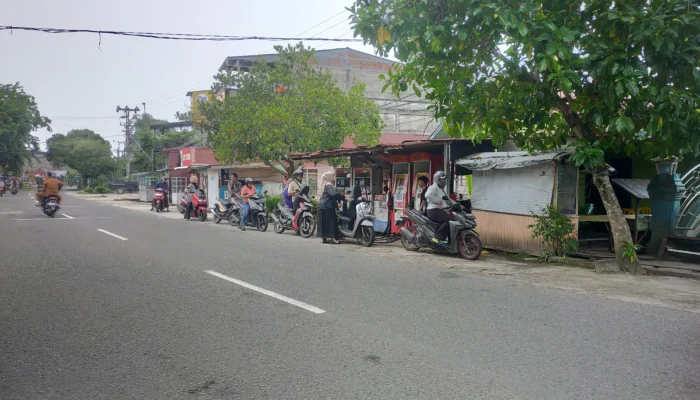 Pertalite Langka Lagi di Pulau Bengkalis, Anak Sekolah Terpaksa Tak Berangkat